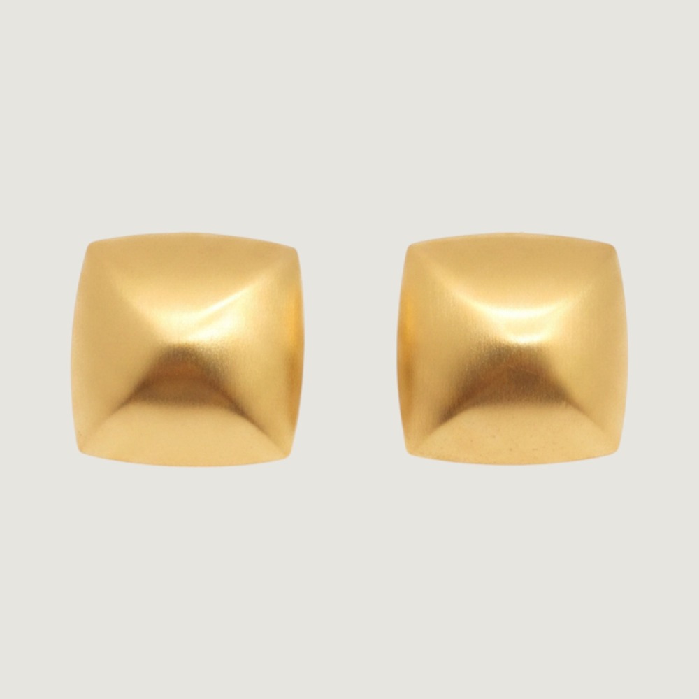 Anne Klein Vintage Matte Gold Pyramid Clip On Earrings 80s Power Dressing AK